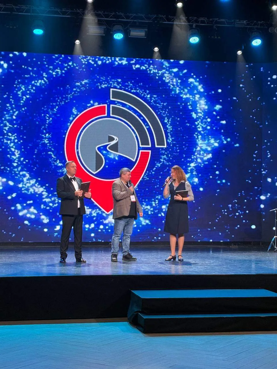 Международная практическая выставка-конференция «Сибирские дороги» в Тюмени